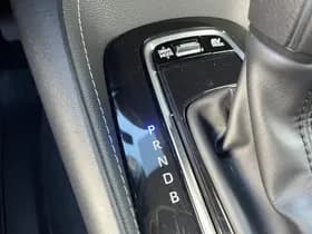 Toyota Corolla-touring-sports thumbnail 82