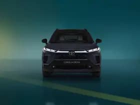 Toyota Corolla-cross thumbnail 2