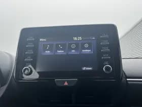 Toyota Yaris thumbnail 38