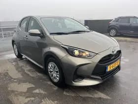 Toyota Yaris thumbnail 59