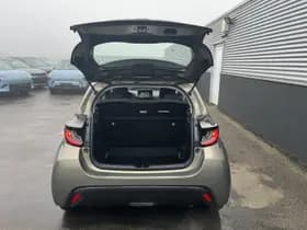 Toyota Yaris thumbnail 7