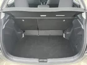 Toyota Yaris thumbnail 8