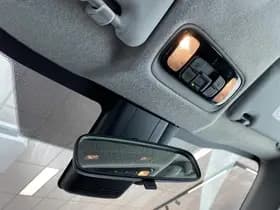 Toyota Yaris thumbnail 75