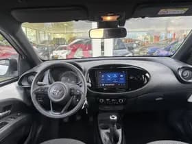 Toyota Aygo thumbnail 16