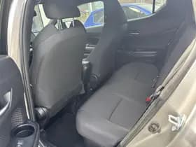 Toyota C-HR thumbnail 13