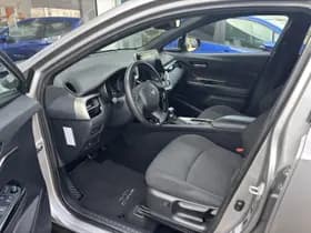 Toyota C-HR thumbnail 15