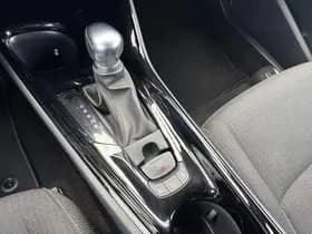 Toyota C-HR thumbnail 56