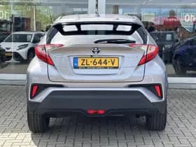 Toyota C-HR thumbnail 7