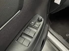 Toyota Yaris-cross thumbnail 30