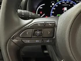 Toyota Yaris-cross thumbnail 8