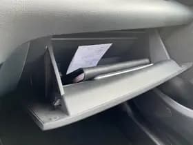 Toyota Yaris thumbnail 26