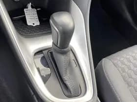 Toyota Yaris thumbnail 75