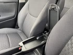 Toyota Yaris thumbnail 78