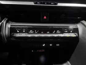 Toyota C-HR thumbnail 25