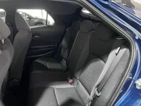 Toyota C-HR thumbnail 30