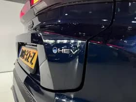 Toyota C-HR thumbnail 34