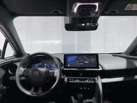 Toyota C-HR thumbnail 10