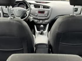 Kia Ceed thumbnail 10