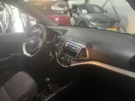 Kia Picanto thumbnail 4