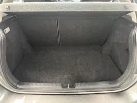 Toyota Corolla thumbnail 16