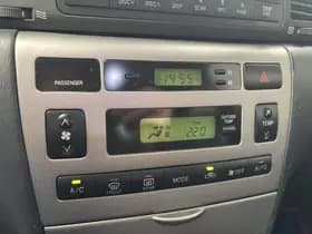 Toyota Corolla thumbnail 37