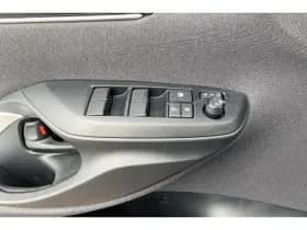 Toyota Yaris-cross thumbnail 20