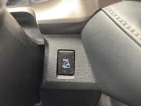 Toyota RAV4 thumbnail 24