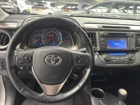Toyota RAV4 thumbnail 48