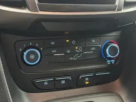 Ford Transit-connect thumbnail 13