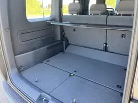 Kia Pv5 thumbnail 35