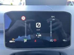 Kia Pv5 thumbnail 42