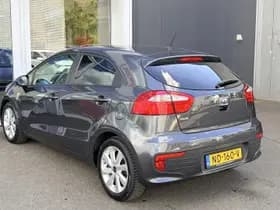 Kia Rio thumbnail 12