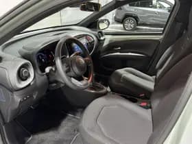 Toyota Aygo thumbnail 9