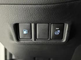 Toyota C-HR thumbnail 37