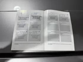 Toyota C-HR thumbnail 40