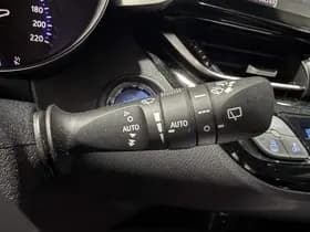 Toyota C-HR thumbnail 54