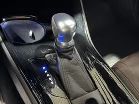 Toyota C-HR thumbnail 70