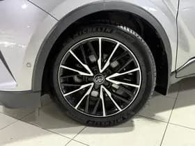 Toyota C-HR thumbnail 72