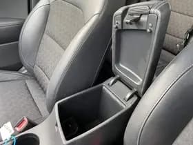 Kia Niro thumbnail 100