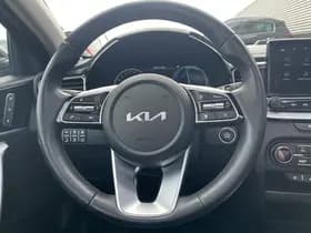 Kia XCeed thumbnail 90