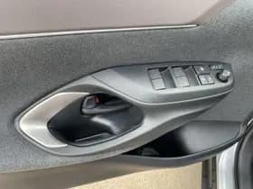 Toyota Yaris-cross thumbnail 23