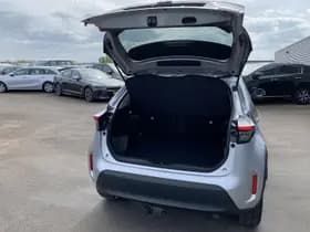 Toyota Yaris-cross thumbnail 7