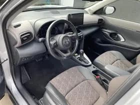 Toyota Yaris-cross thumbnail 77