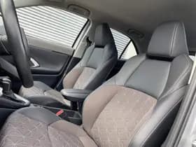 Toyota Yaris-cross thumbnail 78