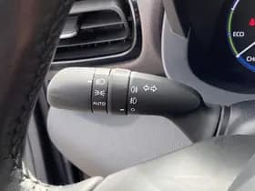 Toyota Yaris-cross thumbnail 81