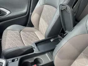 Toyota Yaris-cross thumbnail 94