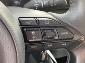 Toyota Yaris thumbnail 25