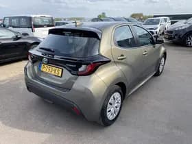 Toyota Yaris thumbnail 57