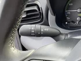 Toyota Yaris thumbnail 69