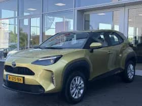 Toyota Yaris-cross thumbnail 4